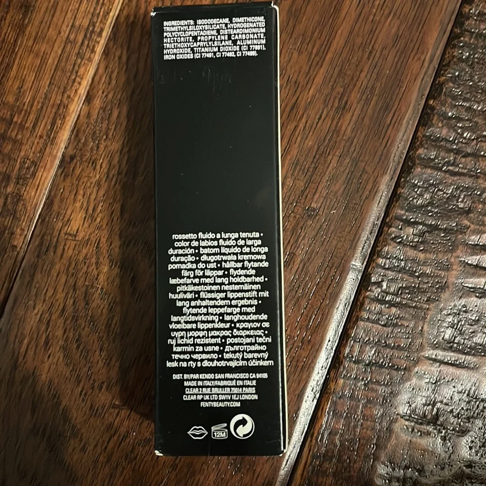 COPY - Fenty Beauty stunna lip paint in Unbutton - Picture 2 of 2